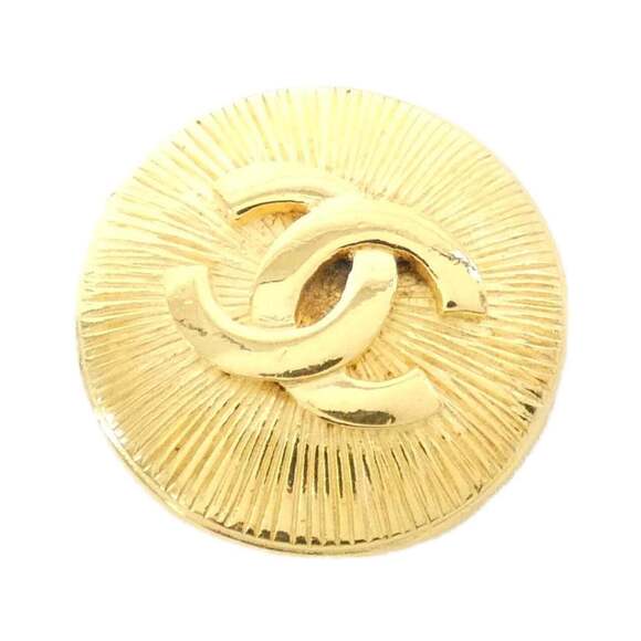CHANEL Gold Brooch